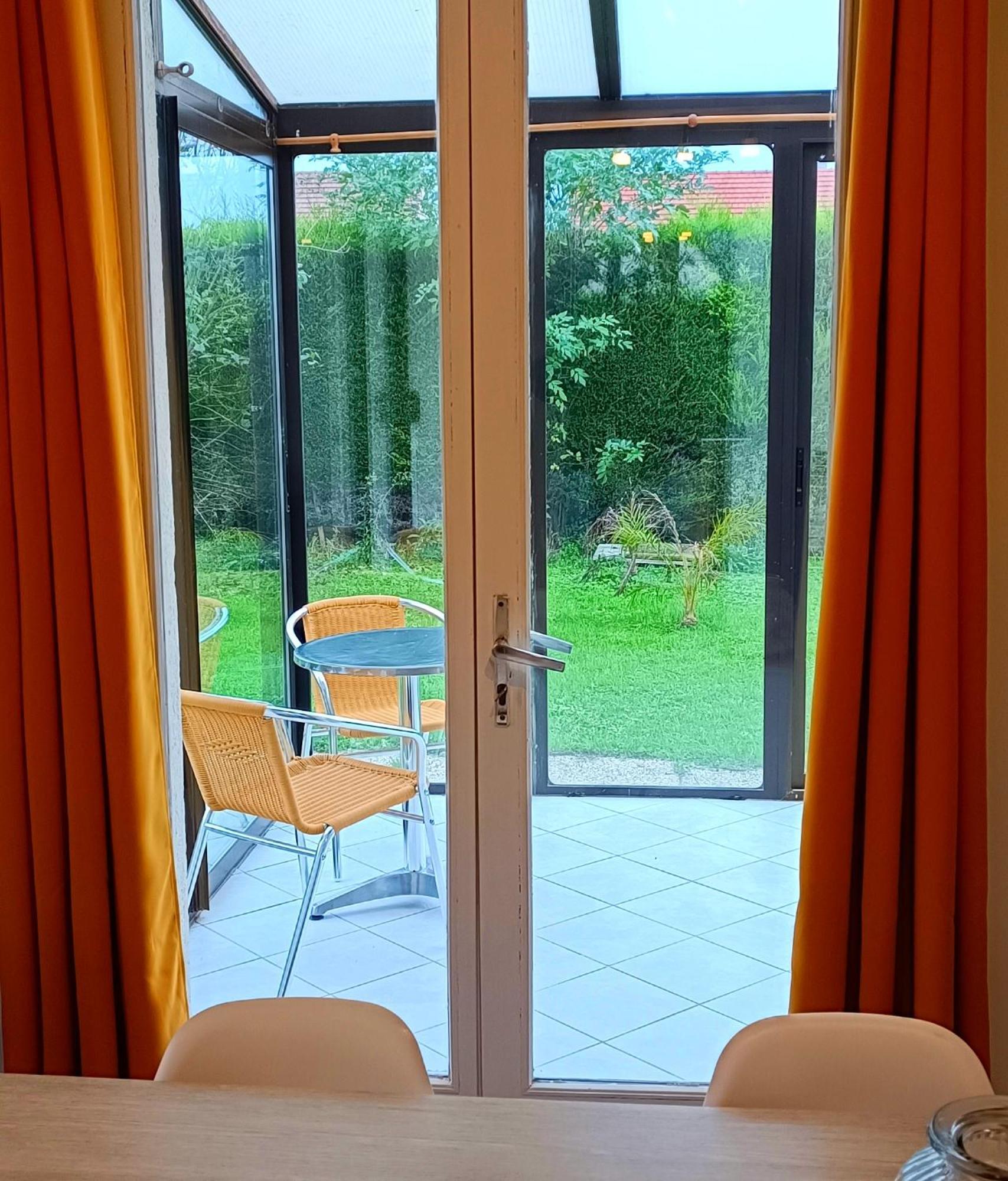 فيلا Charming House Near The Sea كورسول-سور-مار المظهر الخارجي الصورة